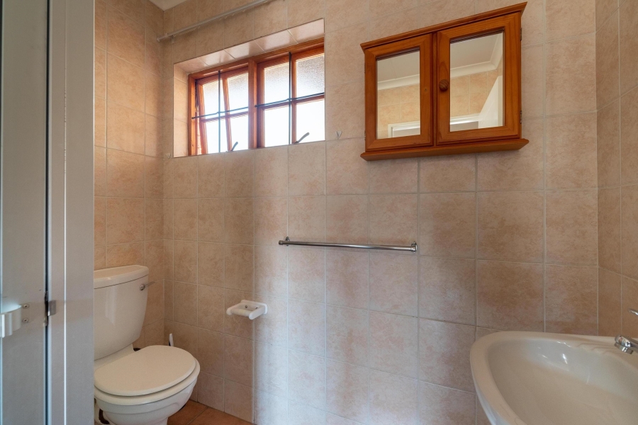To Let 2 Bedroom Property for Rent in North Riding Gauteng