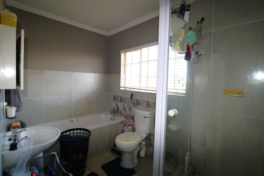 3 Bedroom Property for Sale in Equestria Gauteng