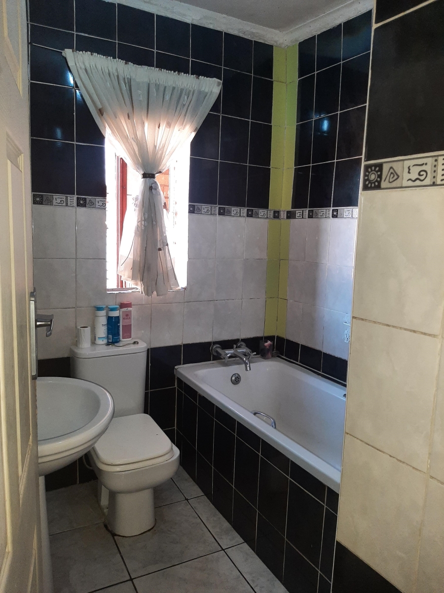 4 Bedroom Property for Sale in Riverlea Gauteng