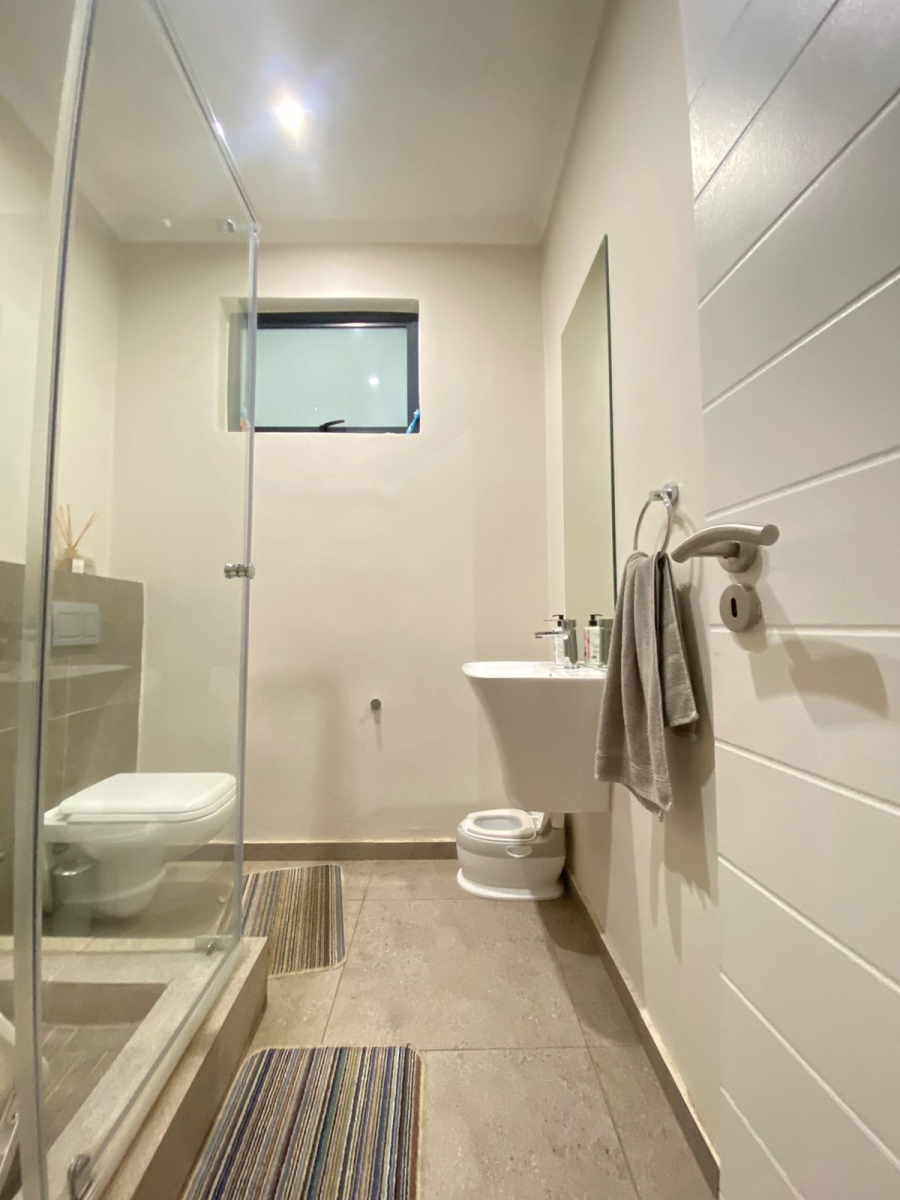 To Let 2 Bedroom Property for Rent in Raslouw Gauteng