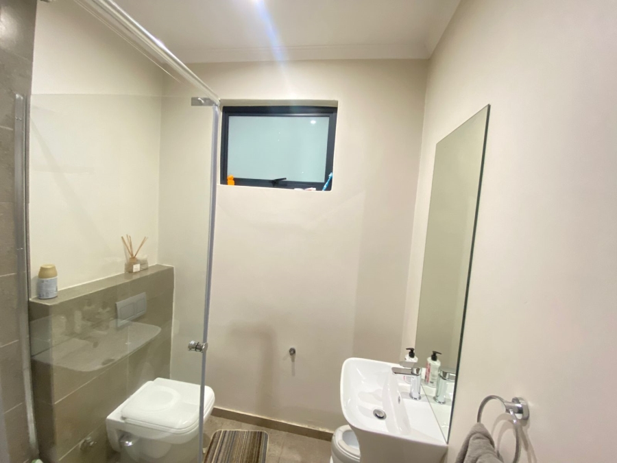 To Let 2 Bedroom Property for Rent in Raslouw Gauteng