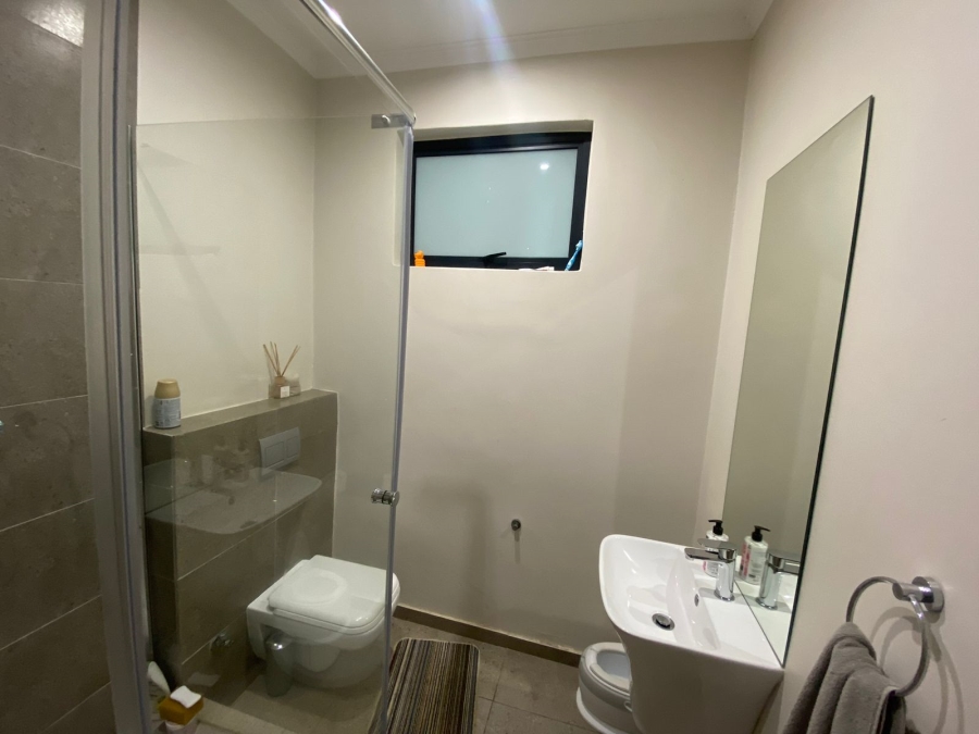 To Let 2 Bedroom Property for Rent in Raslouw Gauteng
