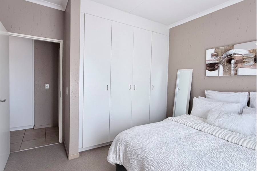 1 Bedroom Property for Sale in Douglasdale Gauteng