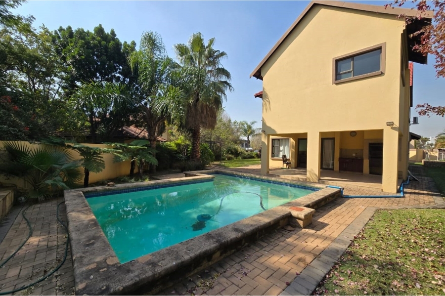 To Let 7 Bedroom Property for Rent in Zambezi Country Estate Gauteng
