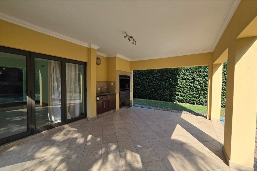 To Let 7 Bedroom Property for Rent in Zambezi Country Estate Gauteng