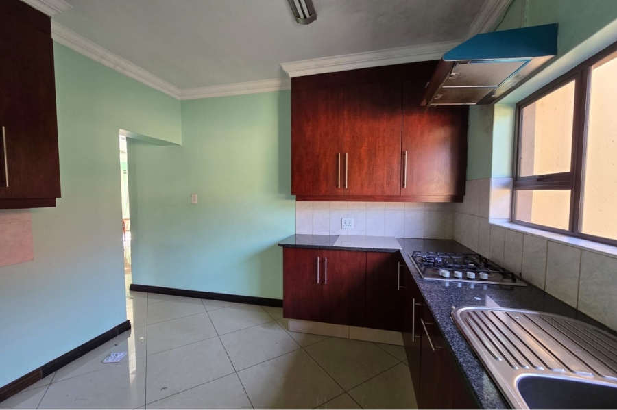 To Let 7 Bedroom Property for Rent in Zambezi Country Estate Gauteng