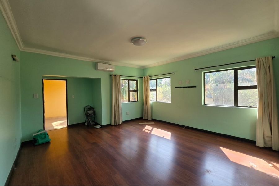 To Let 7 Bedroom Property for Rent in Zambezi Country Estate Gauteng