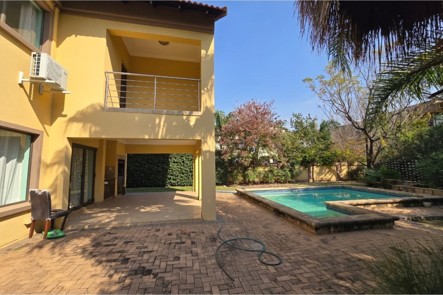 7 Bedroom Property for Sale in Zambezi Country Estate Gauteng