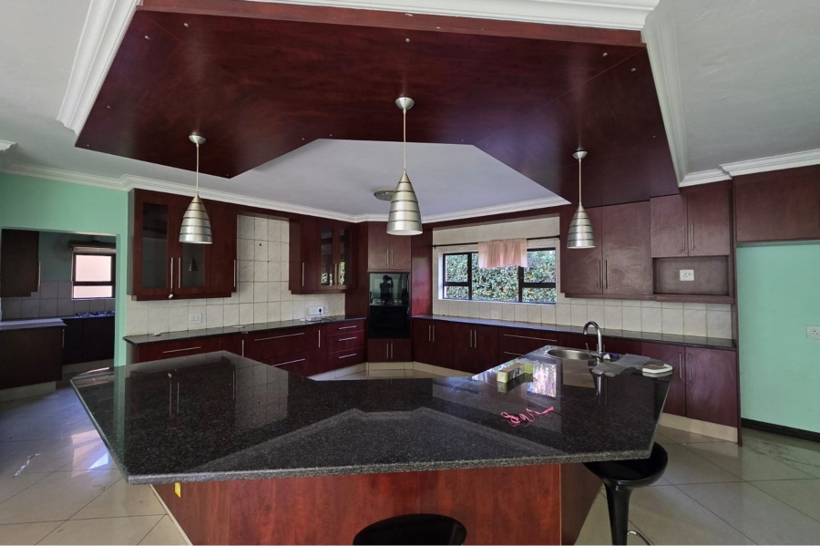 7 Bedroom Property for Sale in Zambezi Country Estate Gauteng