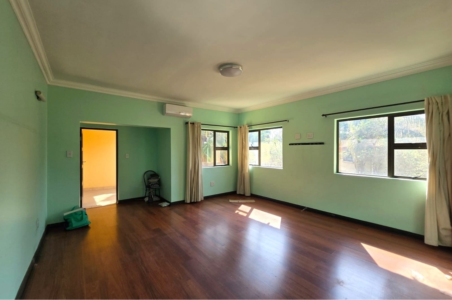 7 Bedroom Property for Sale in Zambezi Country Estate Gauteng