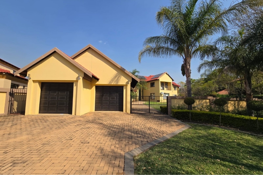 7 Bedroom Property for Sale in Zambezi Country Estate Gauteng