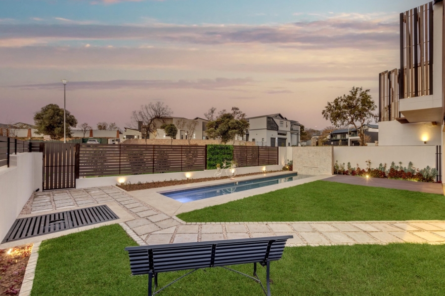 To Let 4 Bedroom Property for Rent in Helderfontein Estate Gauteng