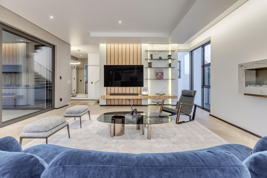 To Let 4 Bedroom Property for Rent in Helderfontein Estate Gauteng