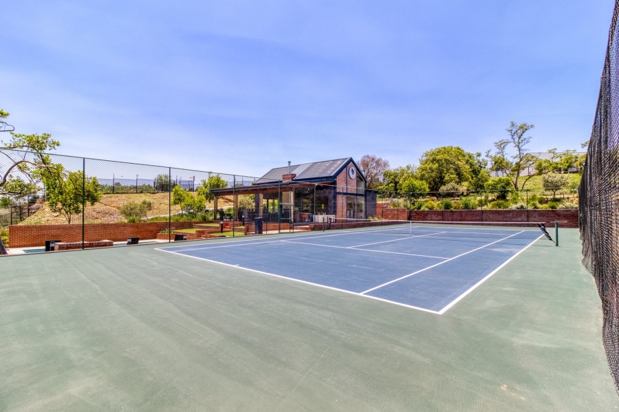 To Let 4 Bedroom Property for Rent in Helderfontein Estate Gauteng