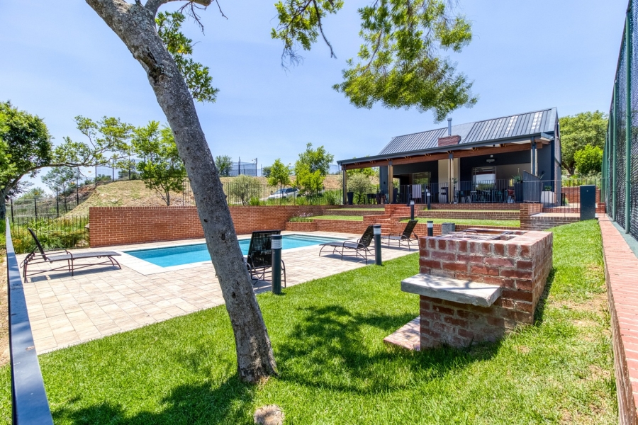 To Let 4 Bedroom Property for Rent in Helderfontein Estate Gauteng