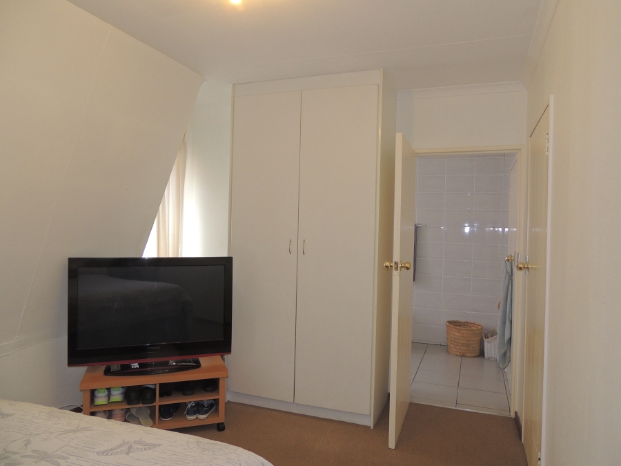 To Let 4 Bedroom Property for Rent in Willowbrook Gauteng