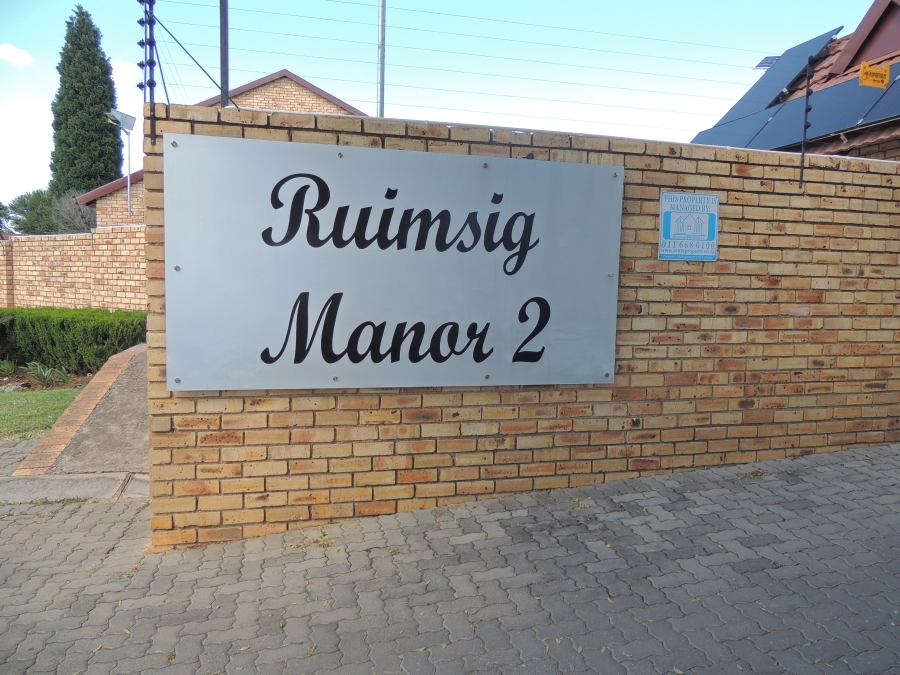 To Let 4 Bedroom Property for Rent in Willowbrook Gauteng