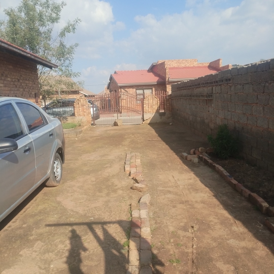 3 Bedroom Property for Sale in Tsakane Gauteng
