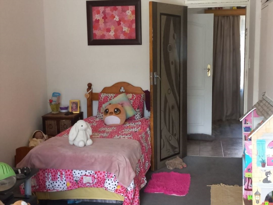 3 Bedroom Property for Sale in Van Riebeeck Park Gauteng
