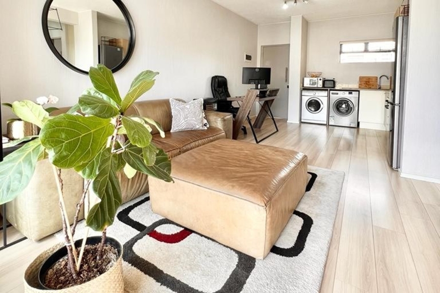 2 Bedroom Property for Sale in Broadacres Gauteng