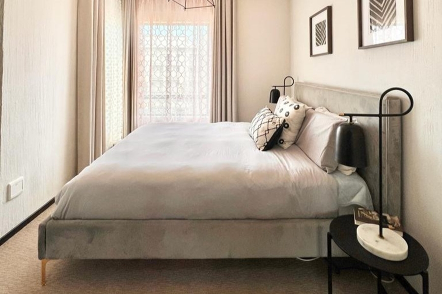 2 Bedroom Property for Sale in Broadacres Gauteng