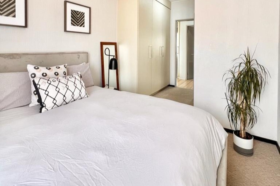 2 Bedroom Property for Sale in Broadacres Gauteng