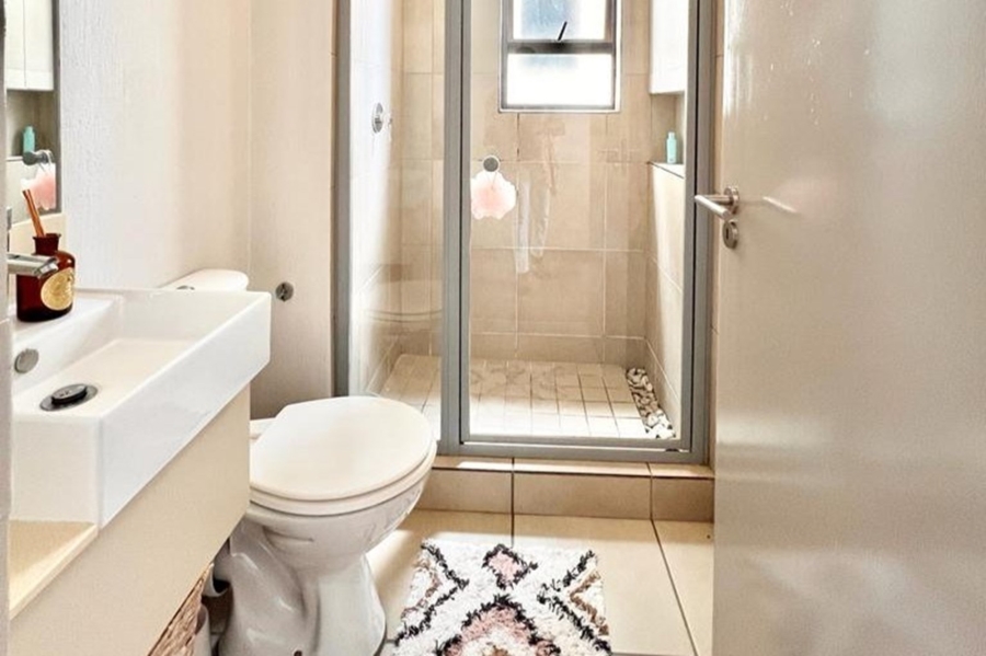 2 Bedroom Property for Sale in Broadacres Gauteng