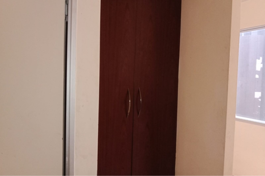 To Let 1 Bedroom Property for Rent in Marshalltown Gauteng