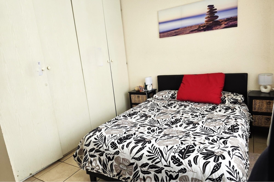 2 Bedroom Property for Sale in Terenure Gauteng