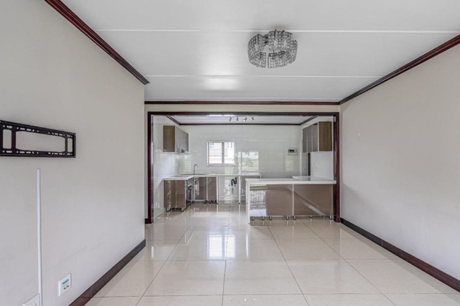 To Let 3 Bedroom Property for Rent in Fourways Gauteng