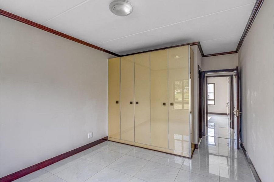 To Let 3 Bedroom Property for Rent in Fourways Gauteng