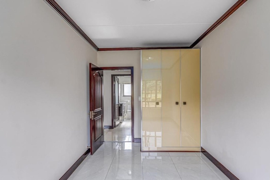 To Let 3 Bedroom Property for Rent in Fourways Gauteng