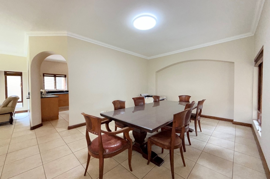 5 Bedroom Property for Sale in Dainfern Golf Estate Gauteng