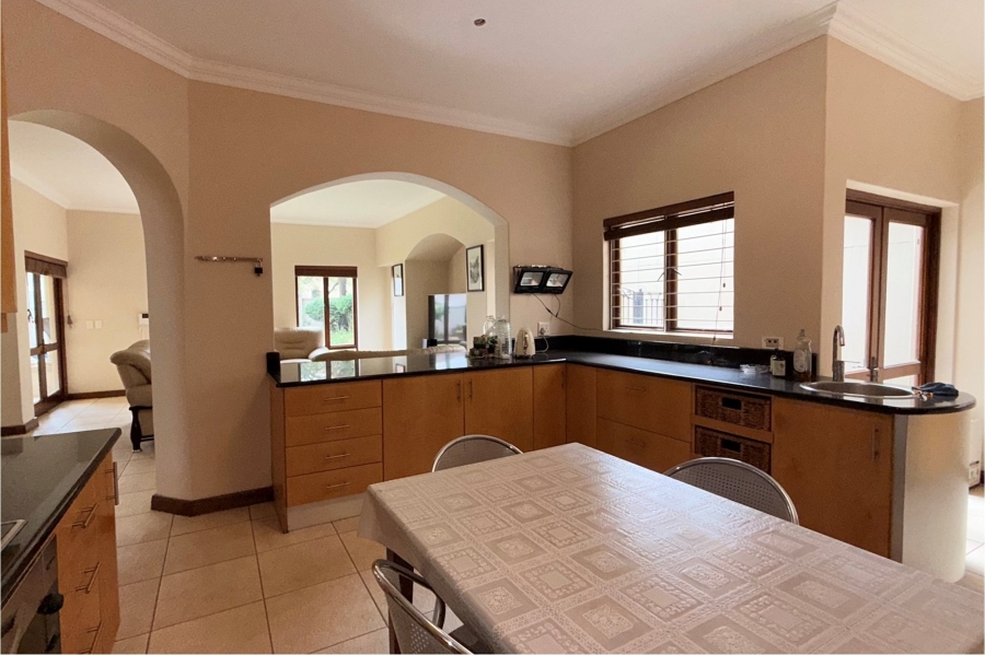 5 Bedroom Property for Sale in Dainfern Golf Estate Gauteng