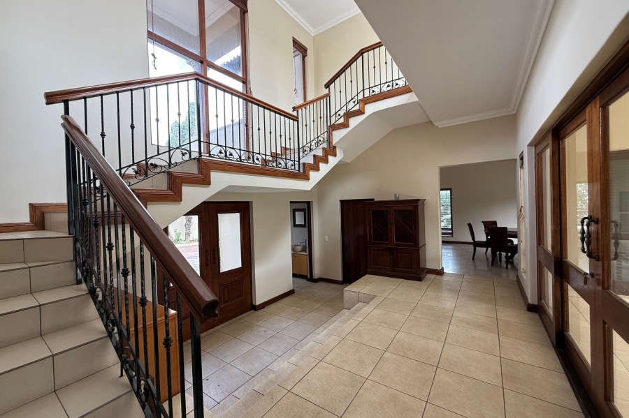 5 Bedroom Property for Sale in Dainfern Golf Estate Gauteng