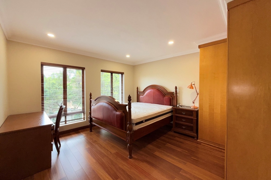 5 Bedroom Property for Sale in Dainfern Golf Estate Gauteng