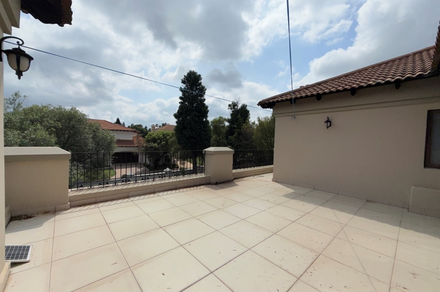 5 Bedroom Property for Sale in Dainfern Golf Estate Gauteng