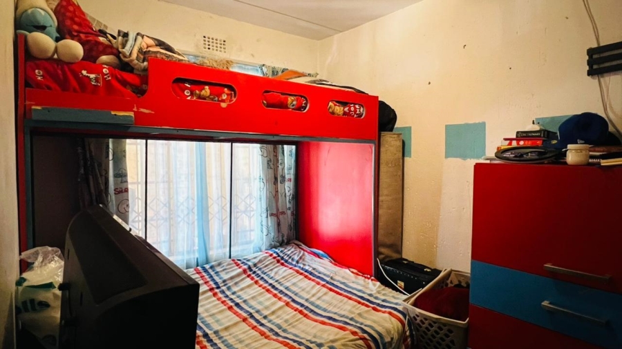 2 Bedroom Property for Sale in Chloorkop Gauteng