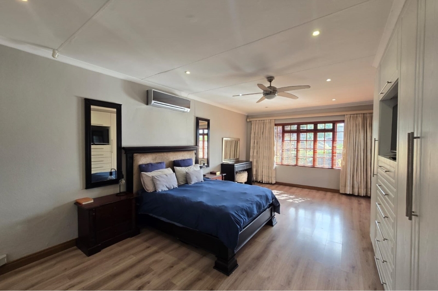 6 Bedroom Property for Sale in Sinoville Gauteng