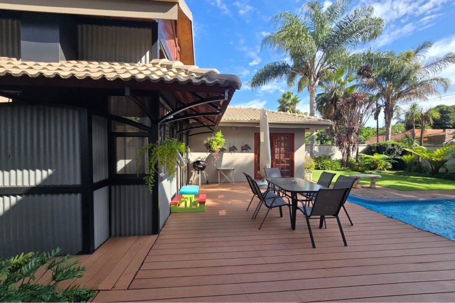 6 Bedroom Property for Sale in Sinoville Gauteng
