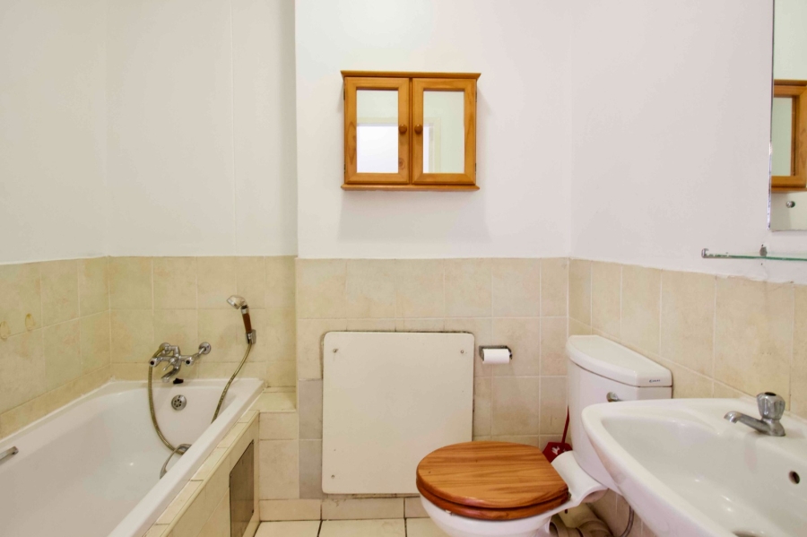 To Let 3 Bedroom Property for Rent in Zwartkop Gauteng