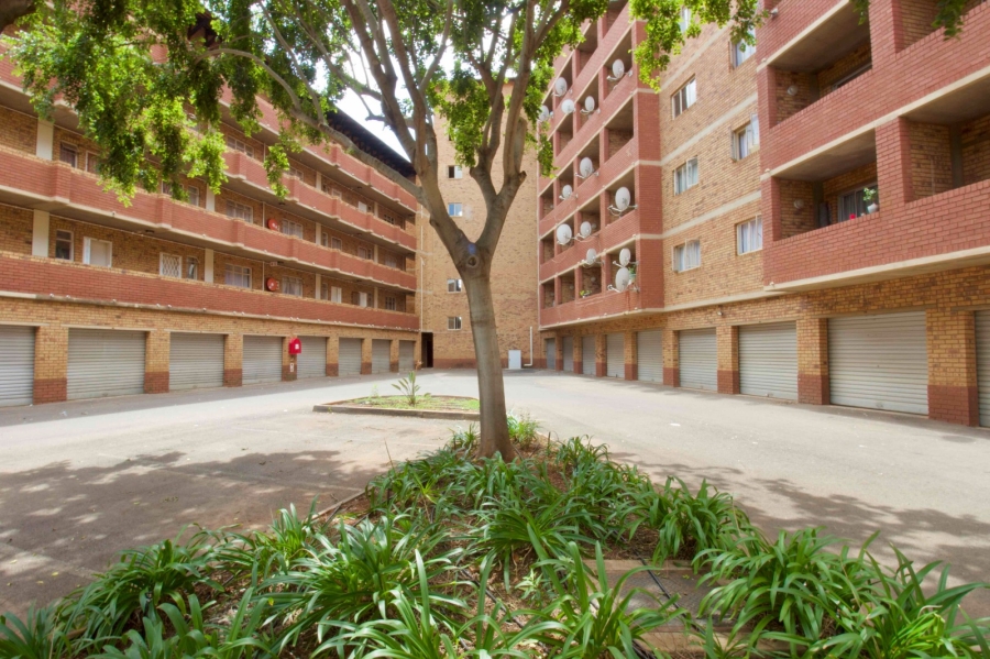 To Let 3 Bedroom Property for Rent in Zwartkop Gauteng
