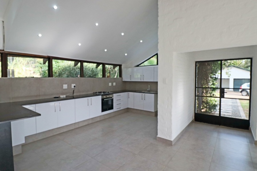 To Let 3 Bedroom Property for Rent in Bryanston Gauteng