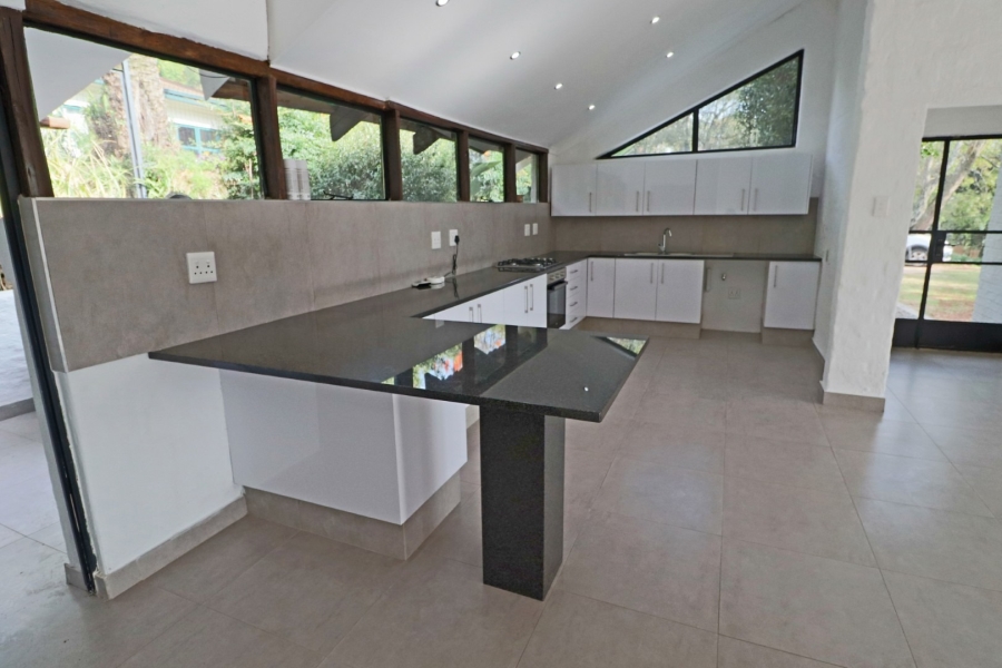 To Let 3 Bedroom Property for Rent in Bryanston Gauteng