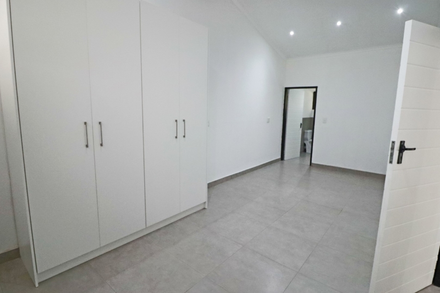 To Let 3 Bedroom Property for Rent in Bryanston Gauteng