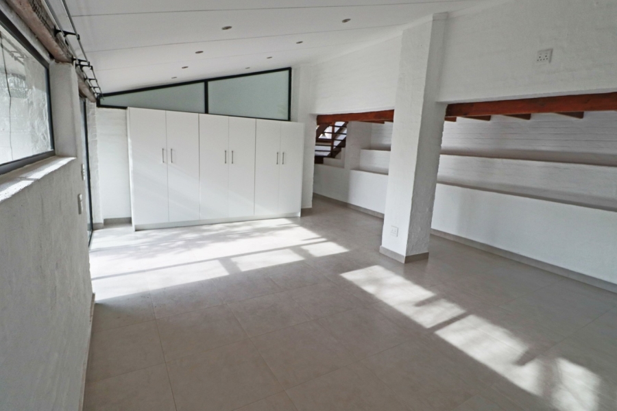 To Let 3 Bedroom Property for Rent in Bryanston Gauteng