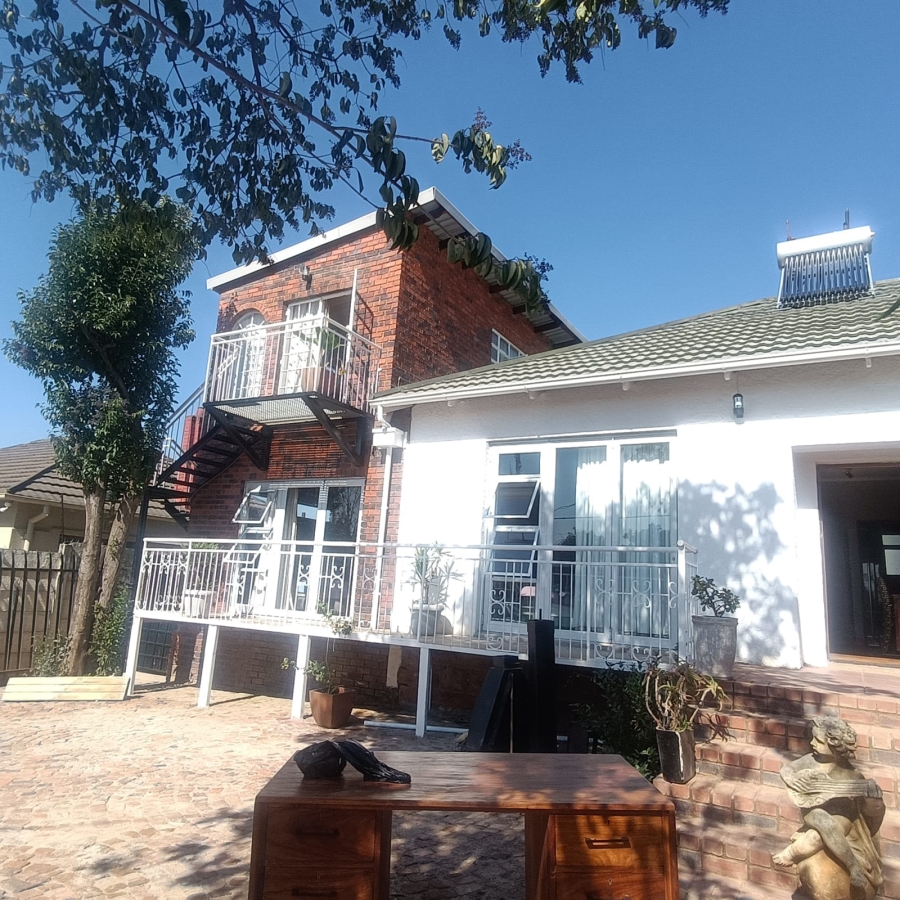 To Let 0 Bedroom Property for Rent in Melville Gauteng