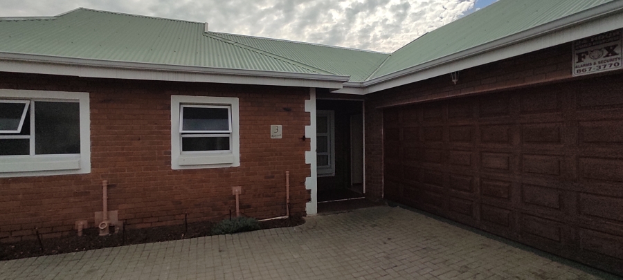 3 Bedroom Property for Sale in New Redruth Gauteng