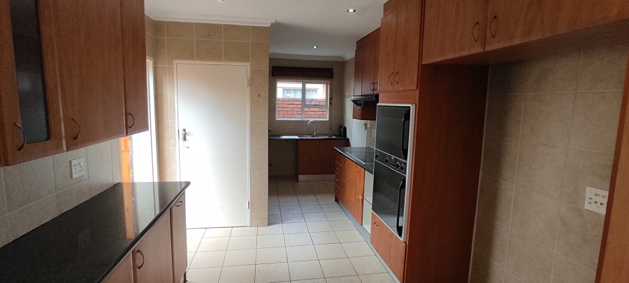 3 Bedroom Property for Sale in New Redruth Gauteng