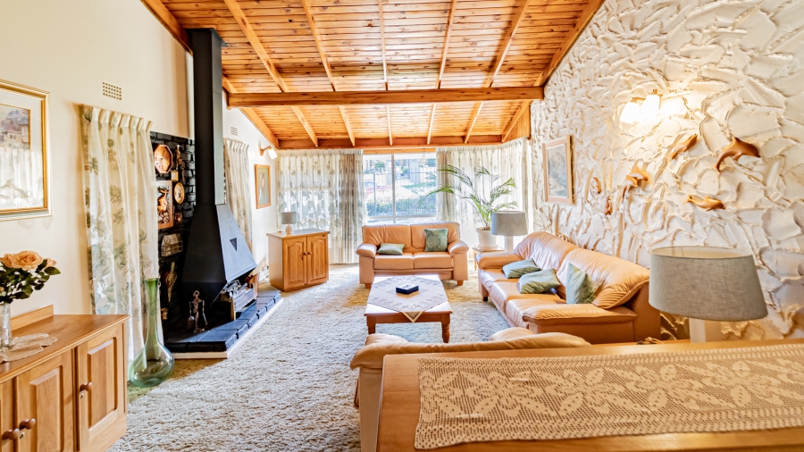 3 Bedroom Property for Sale in Linmeyer Gauteng